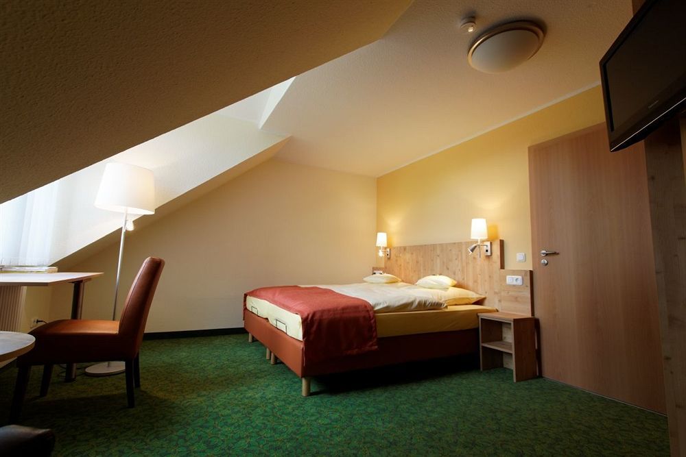 Hotel Und Landgasthof Zum Bockshahn Spessart  Luaran gambar