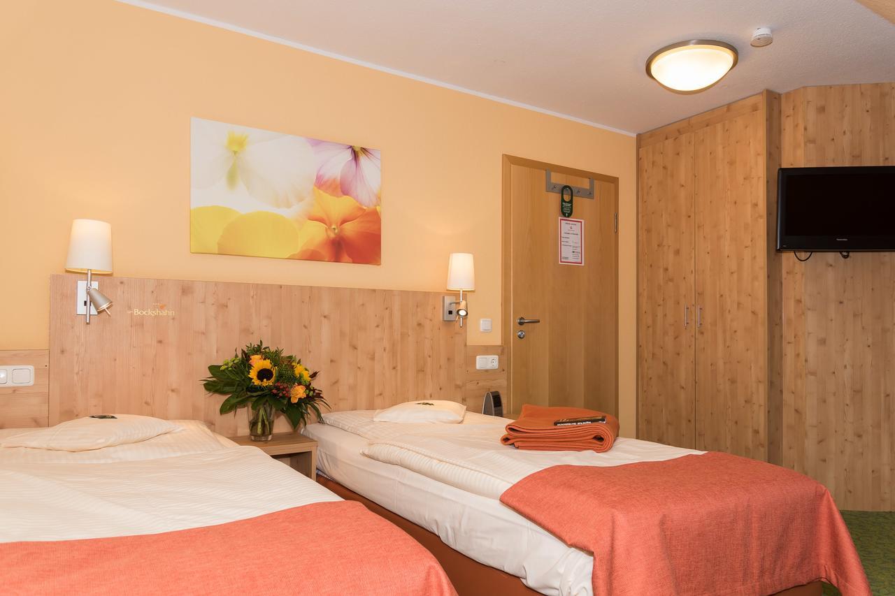 Hotel Und Landgasthof Zum Bockshahn Spessart  Luaran gambar